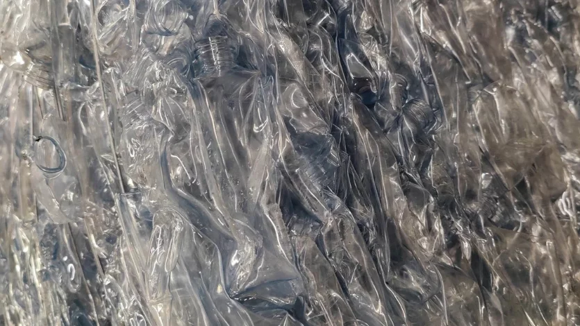 Ballen gepresster PET-Flaschen